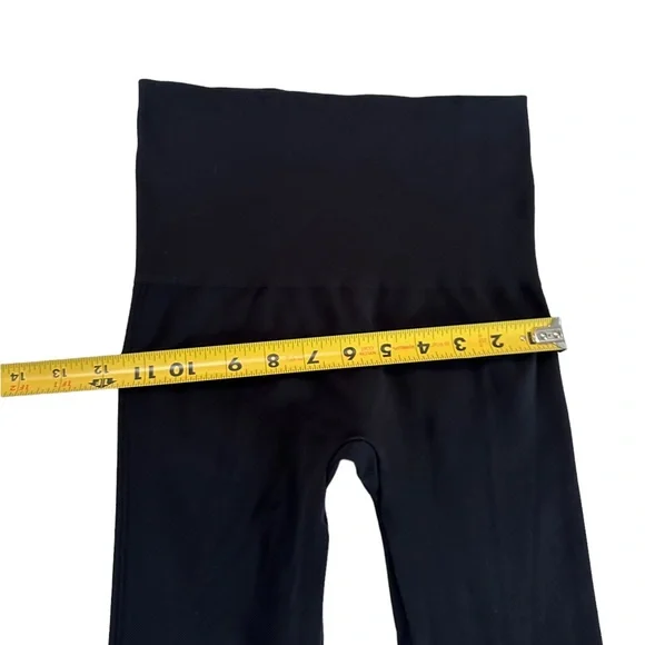 SPANX Black Leggings Size SP